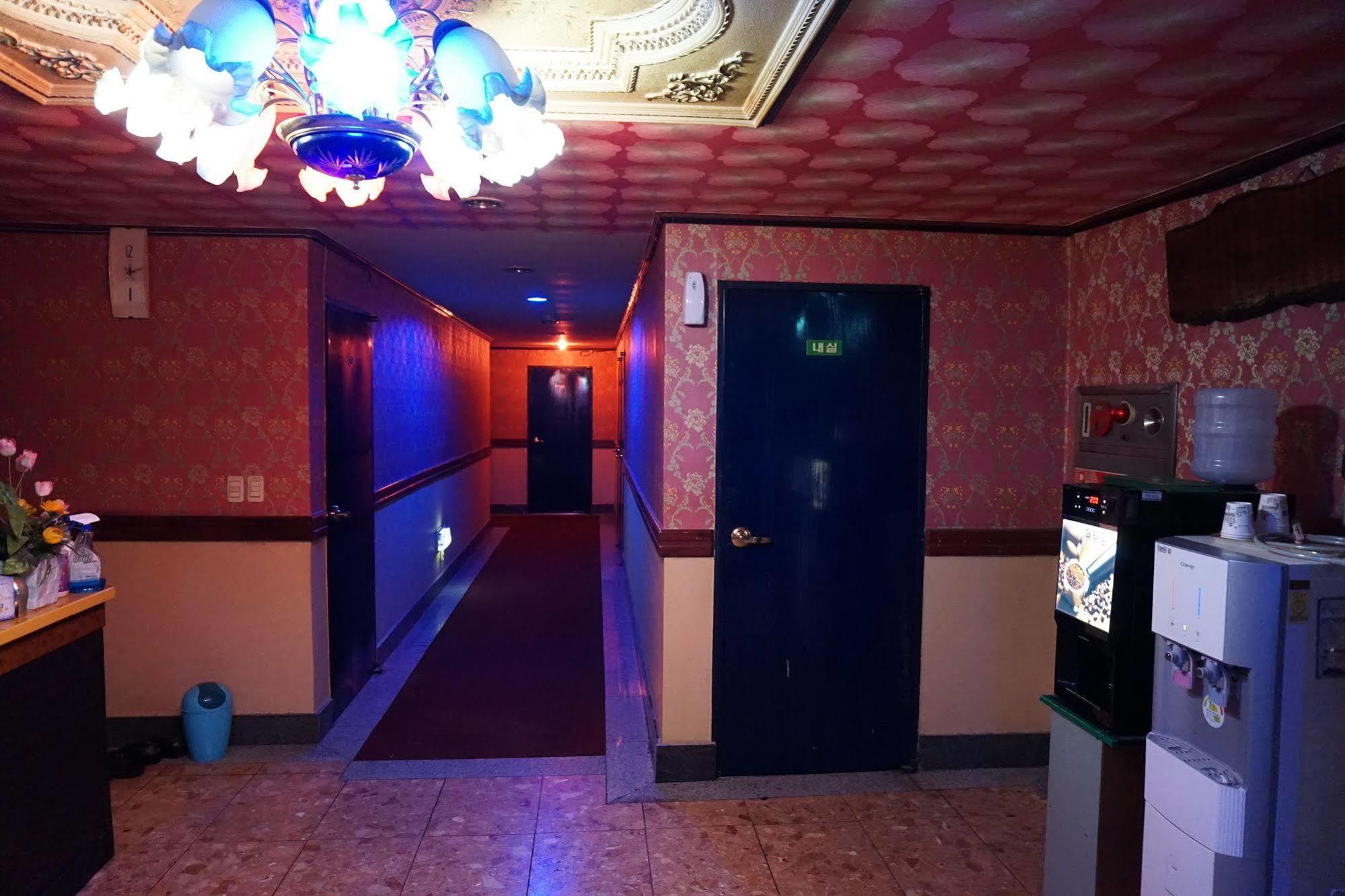 בוסאן Grand Motel מראה חיצוני תמונה